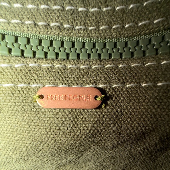 Free People Been There Badge Tote NWT - Picture 8 of 13